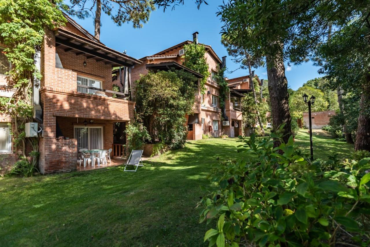 Cabanas Baden Baden Villa Carilo Eksteriør bilde