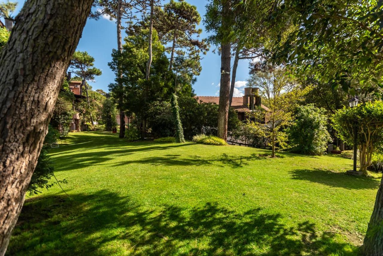 Cabanas Baden Baden Villa Carilo Eksteriør bilde